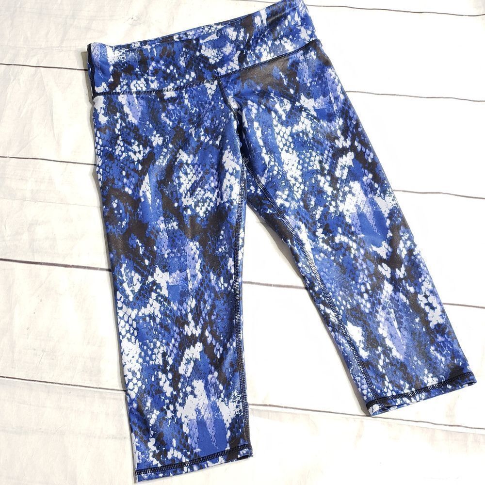 ALO Yoga airbrush capri crop pants Blue Python de